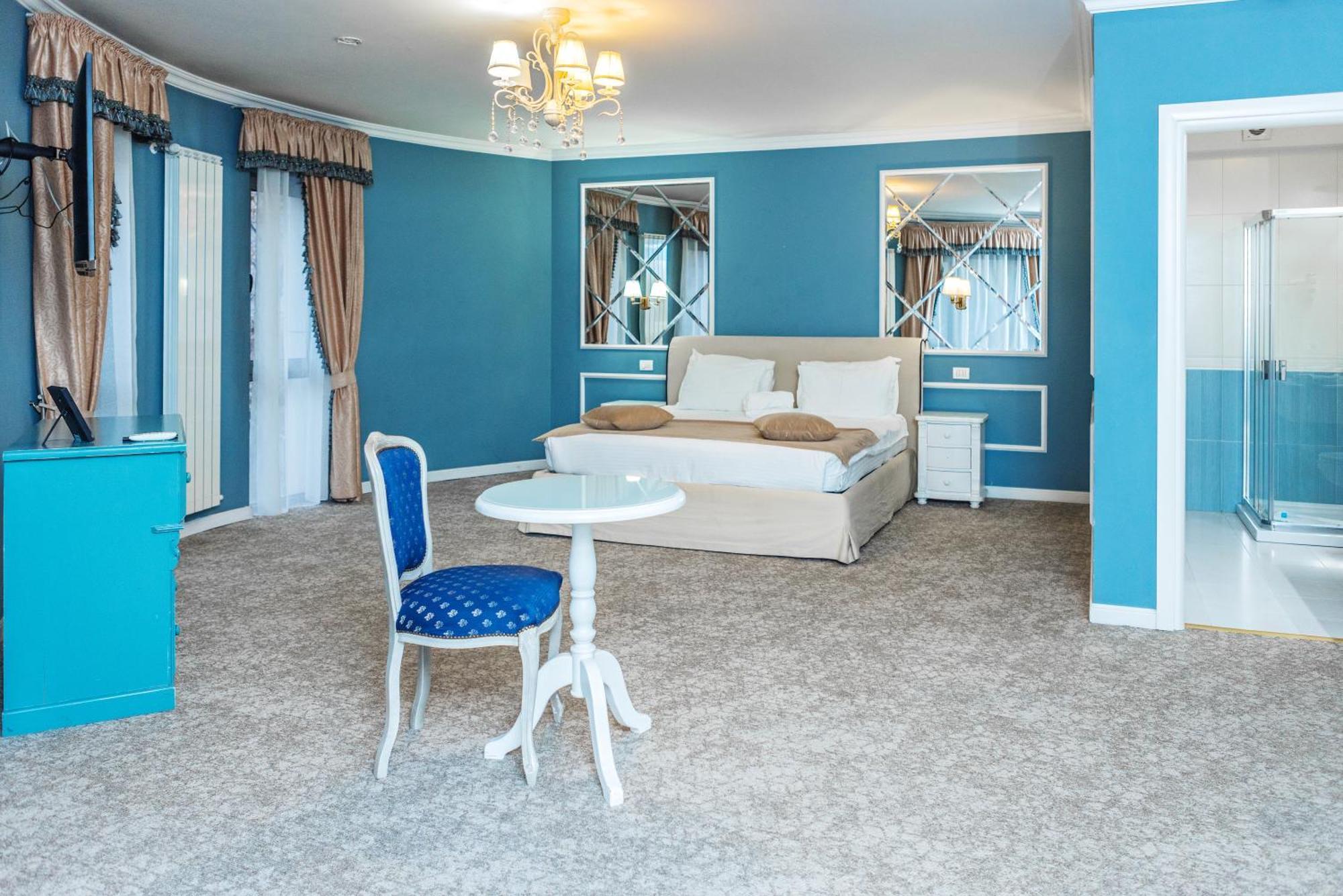 Boutique Lafayette 4* Bucureşti