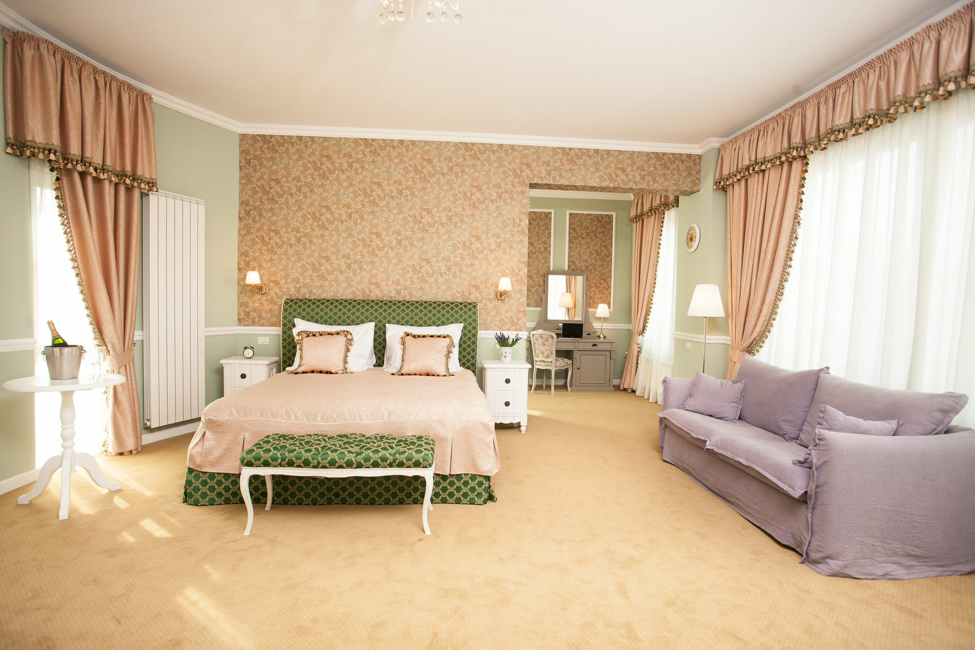 Boutique Lafayette Hotel 4*